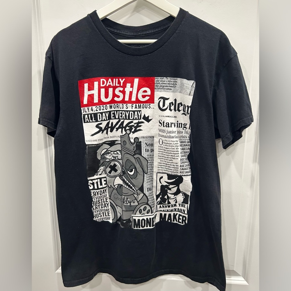 3 Forty Inc Daily Hustle Newspaper Print Men’s Graphic T Shirt Black Size Large